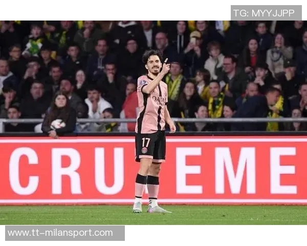 维蒂尼亚呼吁全队团结奋进力争在巴黎重返联赛榜首