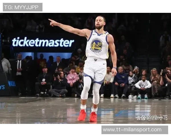 库里首节状态不佳仅得4分三分球失准球队面临挑战