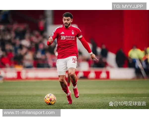 多支球队关注阿森纳右后卫本怀特英超及欧洲市场热度上升